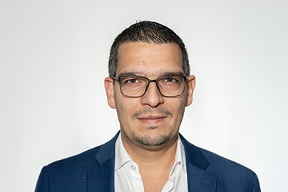 Daniel CARVALHO, Senior Operational Supervisor & Health Safety Specialist chez Dussmann, responsable de la supervision opérationnelle et de la sécurité sanitaire de la blanchisserie au Luxembourg.